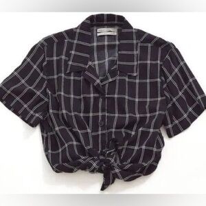 Urban Outfitters black and white grid button down crop top retro medium crop